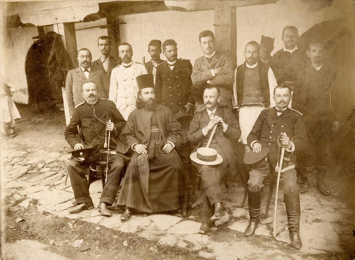 Цвијић у манастиру Враћевшница, 1900, фотографија, Музеј града Београда, ЈЦ 103