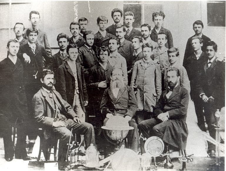 Јован Цвијић након положене матуре, 1884, фотографија, Музеј града Београда, ЈЦ